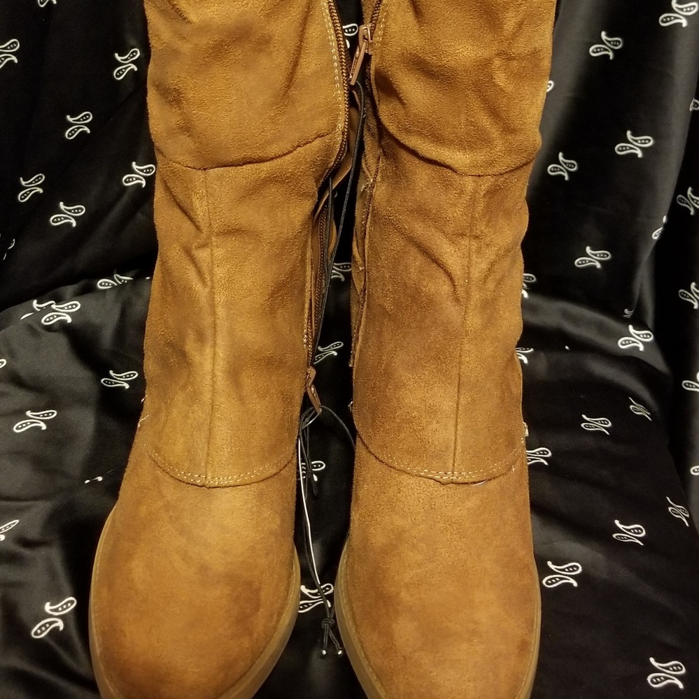 Boots (NEW)